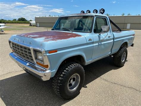 Short Bed 4×4: 1979 Ford F-150 | Barn Finds