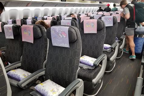 Flight Review: EVA Air Hello Kitty (777-300ER) Economy from Chicago to ...