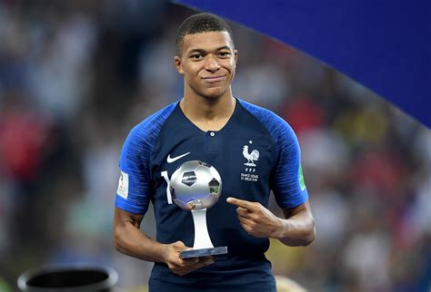 Kylian Mbappé : Arsenal target Kylian Mbappe 'obsessed' with winning ...