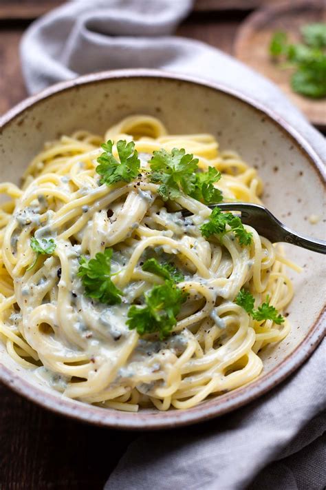 Gorgonzolasauce mit Spaghetti (nur 7 Zutaten!) - Kochkarussell - Sieu ...