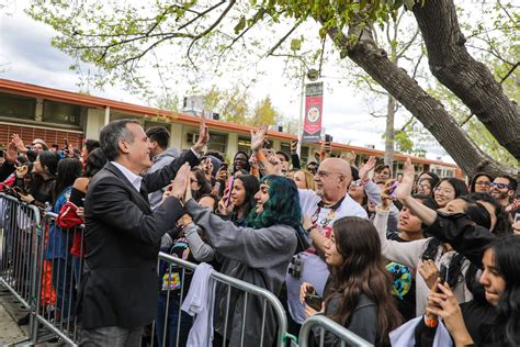 Mayor Garcetti and Billie Eilish at Cleveland Charter High… | Flickr