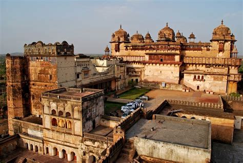 Orchha Fort, Orchha - Timings, History, Best Time to Visit