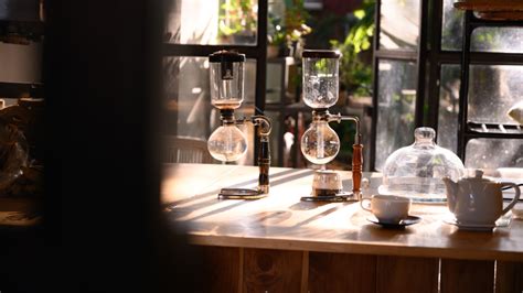 The 4 Best Siphon Coffee Makers For The Ultimate Brewing Experience ...