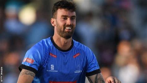 Reece Topley: England left-armer turns down Sussex contract - BBC Sport