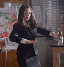 Happy dancing - Reaction GIFs