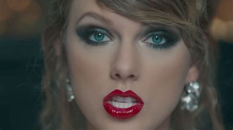 Taylor Swift Hair & Makeup In Look What You Made Me Do Video | Glamour UK