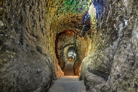 Derinkuyu: The Ancient Underground Cave City That Can House 20,000 ...