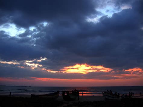 Crimson sunset at Malpe beach Udupi - India Travel Forum | IndiaMike.com