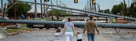 5 Things You Learn Surviving An F5 Tornado | Cracked.com