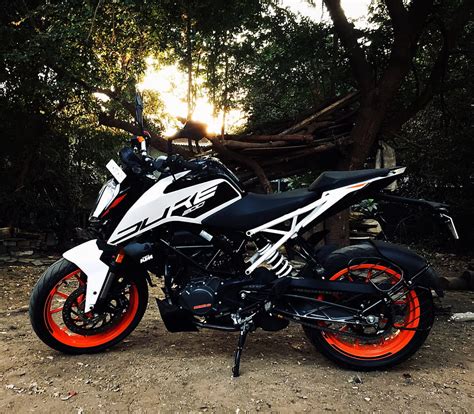 KTM Duke 250, duc 250 bs6 Fond d'écran HD | Pxfuel