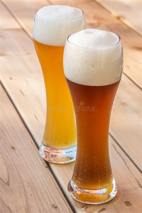 Light and Dark German Wheat Beer Stock Photo - Image of germany ...