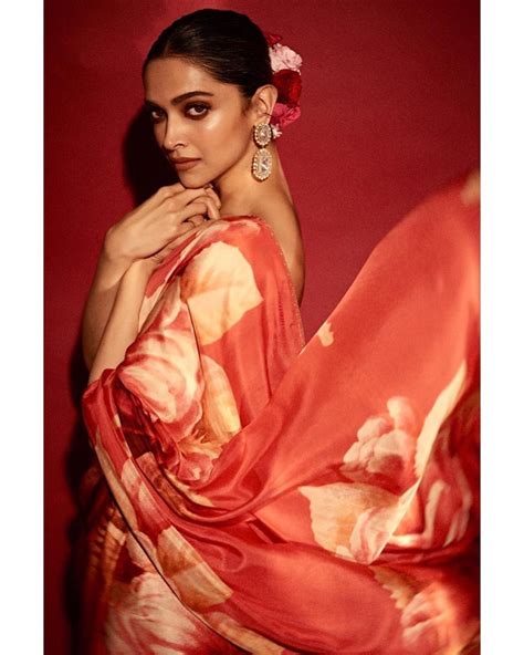 Happy Birthday Deepika Padukone: Iconic Styles that Make her the Queen ...