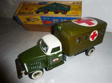 China Ambulance with Siren MF 909 - Antique Toys Library