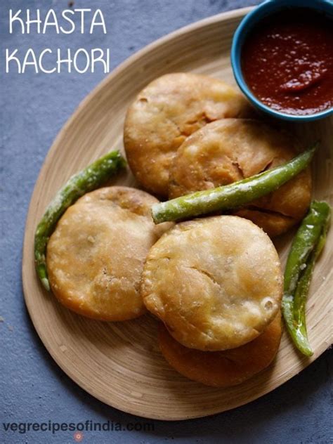 Kachori Recipe | Khasta Kachori With Moong Dal