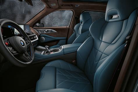 The interior of the BMW XM: progressive luxury