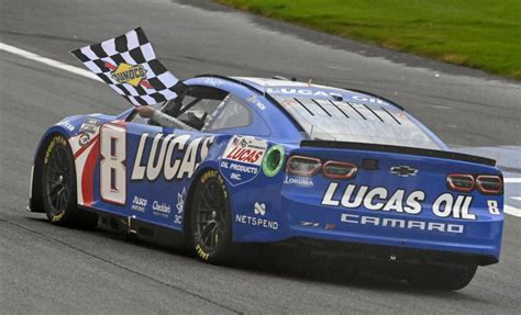 NASCAR: Kyle Busch wins for fifth time at Auto Club Speedway – Daily News