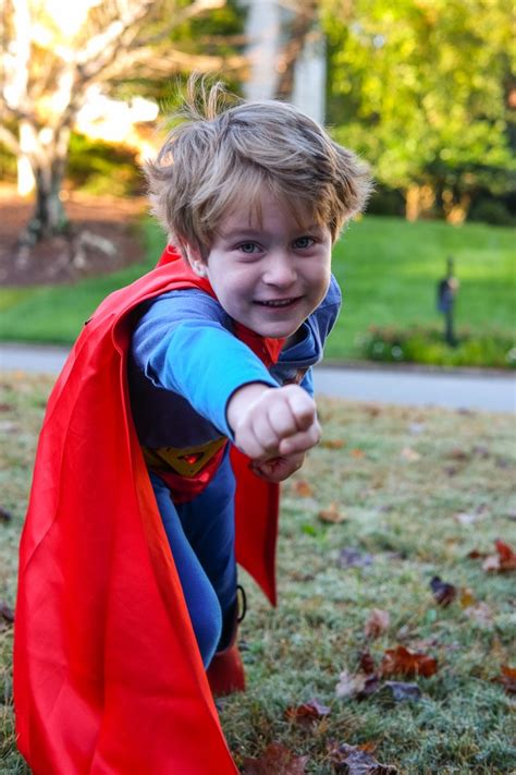 DIY Pieced Together Kids' Superman Costume for Halloween