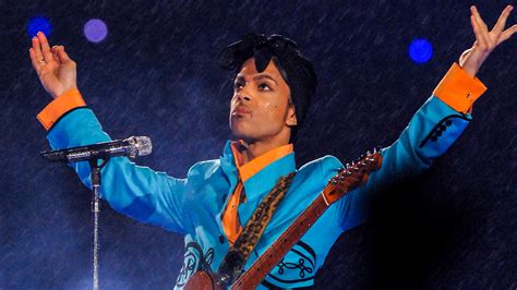 Prince's Super Bowl performance reminded everyone of his greatness ...