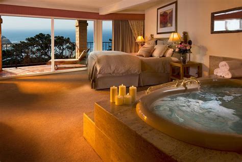 Best Carmel Luxury Hotels - ResortsandLodges.com