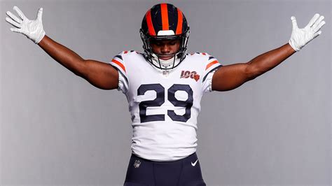 Bears unveil 1936 classic uniforms