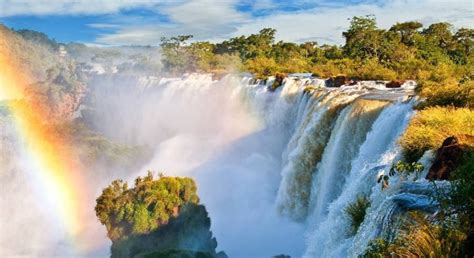 Iguazú Falls - The World’s Largest Waterfalls | Argentina Tour