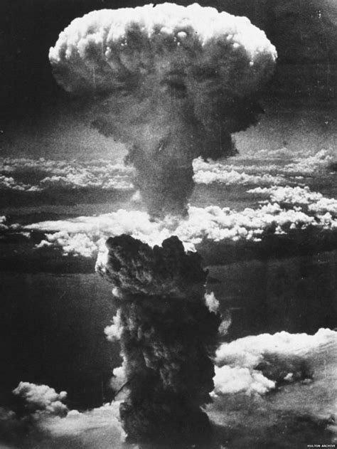 In pictures: Nagasaki bombing - BBC News