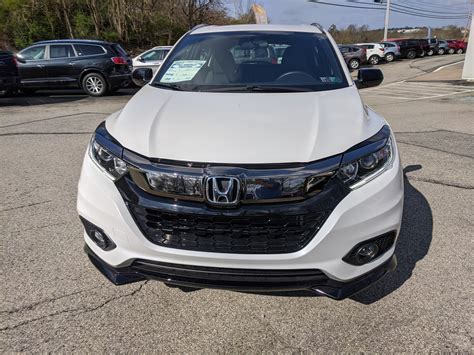 Pre-Owned 2019 Honda HR-V Sport in Platinum White Pearl | Greensburg ...