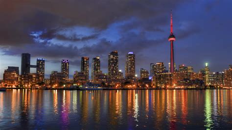 Toronto Skyline Wallpaper 4K / Toronto Wallpaper HD - WallpaperSafari ...