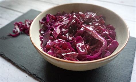 Sweet Red Cabbage For Roast Dinner ⋆ Extraordinary Chaos