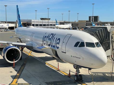 Review: JetBlue A321neo Mint Business Class London - Boston - Live and ...