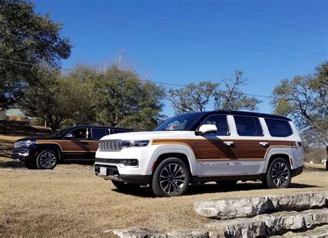 The Most Retro Configuration of Jeep’s Groovy New Grand Wagoneer Isn’t ...