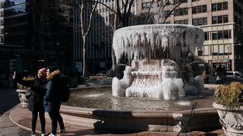 Snow Falls in New York as Winter Storm Arrives in the Northeast - The ...