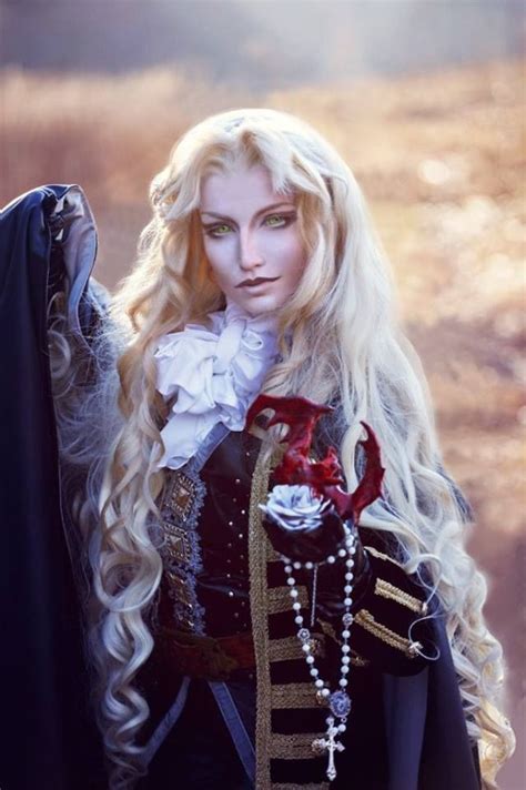 Alucard | Alucard castlevania, Alucard cosplay, Amazing cosplay