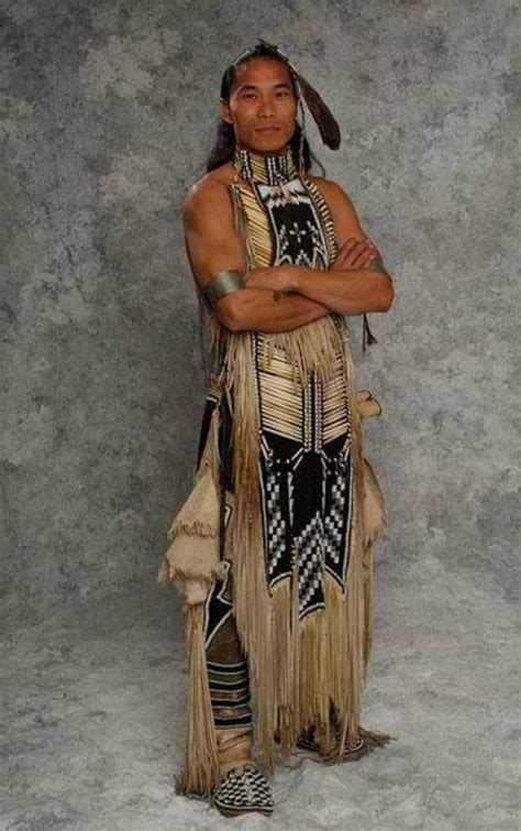 Tȟatȟaŋka ⊕ on Twitter | Native american clothing, Native american ...