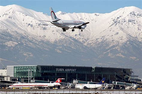 Turin Airport reliable transfer service | Low-cost taxi & mini-bus travel