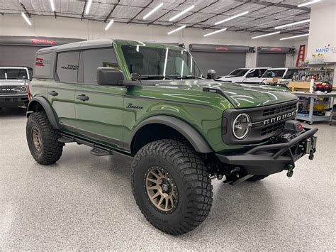 2022 Ford Bronco 4 Door Hardtop, 2.7l V6, Eruption Green Metallic, Mgv ...