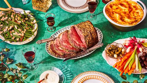 A Retro-Classic Christmas Dinner Menu | Epicurious