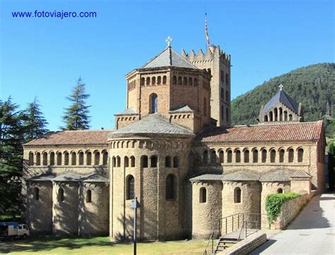 an old building with two towers on the top and one at the bottom ...