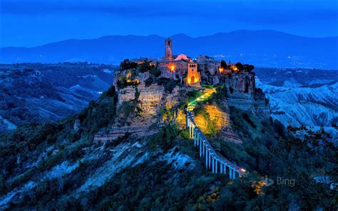 Civita di Bagnoregio in Italy (the Dying City) Image - ID: 299036 ...