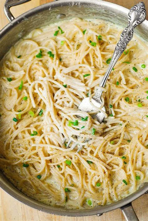 Four Cheese Garlic White Cream Pasta Sauce | Adam Faliq