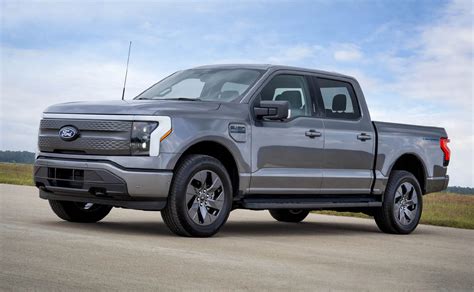 Ford F-150 Lightning 2024: más tecnología y nuevas versiones para la ...