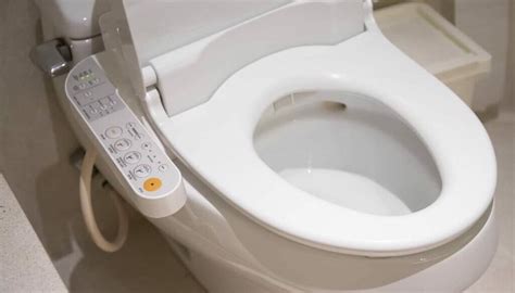 Best Heated Toilet Seat: Complete Reviews with Comparison