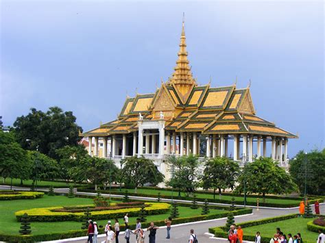 World Beautifull Places: Phnom Penh Palace