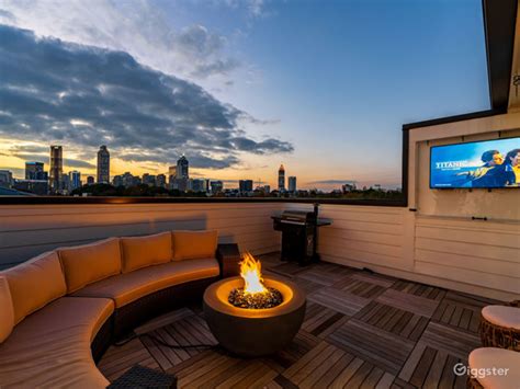 Rooftop in Midtown | Rent this location on Giggster