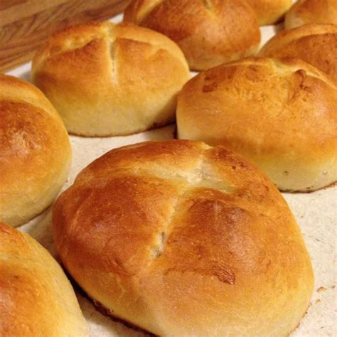 German Brotchen Rolls | Recipe | Recipes, Bread rolls, Food