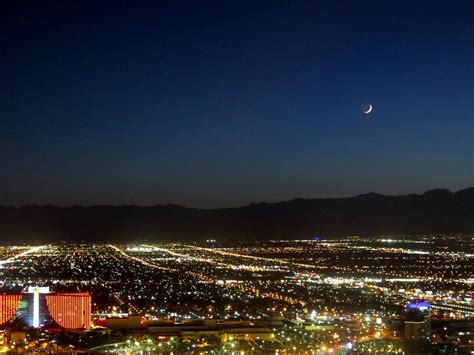 Royal Flusher World: The View From Las Vegas' High Roller