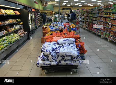 Shopping isle, Noordwyk Spar, Midrand, South Africa Stock Photo - Alamy