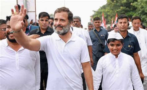 Rahul Gandhi Nearly Quit Bharat Jodo Yatra Over Knee Pain: Congress ...