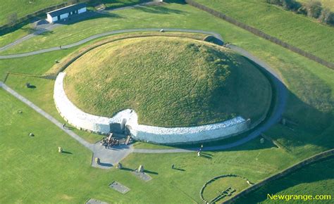 Newgrange World Heritage Site : Boyne Valley, Ireland