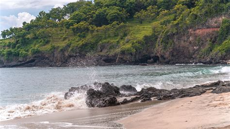 Pantai Pasir Putih — Beach Review | Condé Nast Traveler